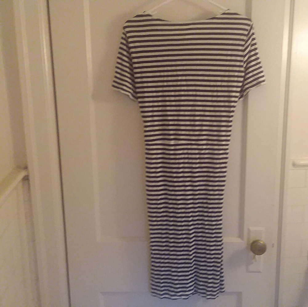 H&M Casuel Dress - Picture 5 of 8